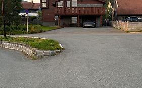 Very Centrally Located Apartment With Free Parking